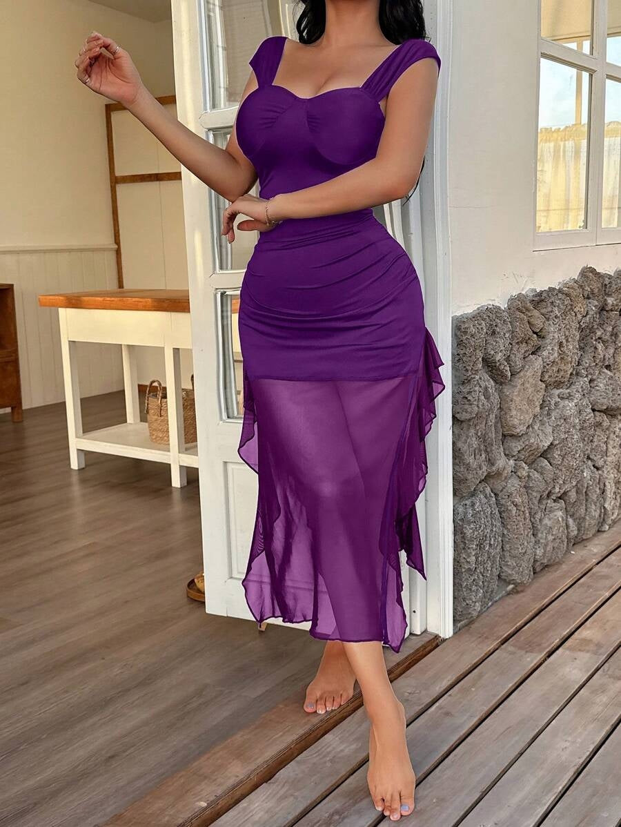 دريس مزود بدانتيل من الاسفل