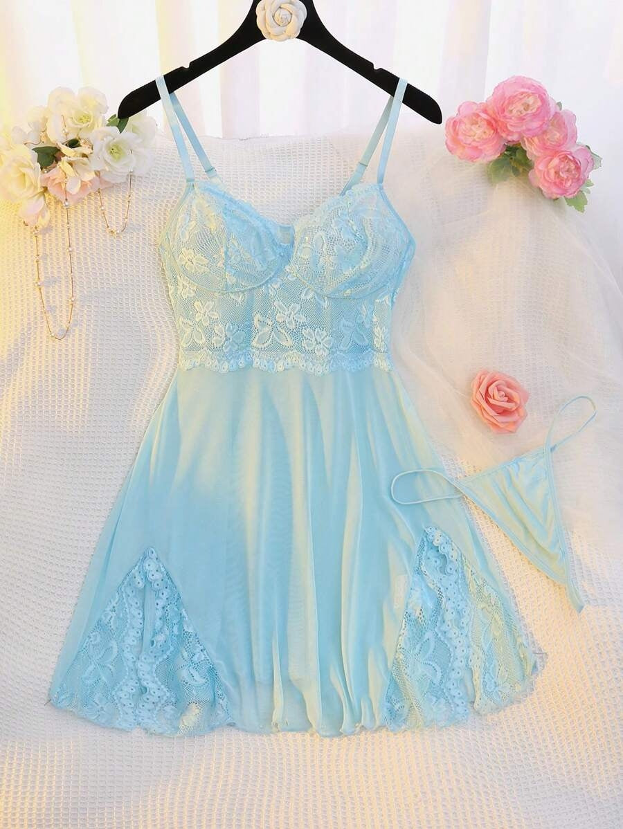 لانجيري شفاف مزود بدانتيل