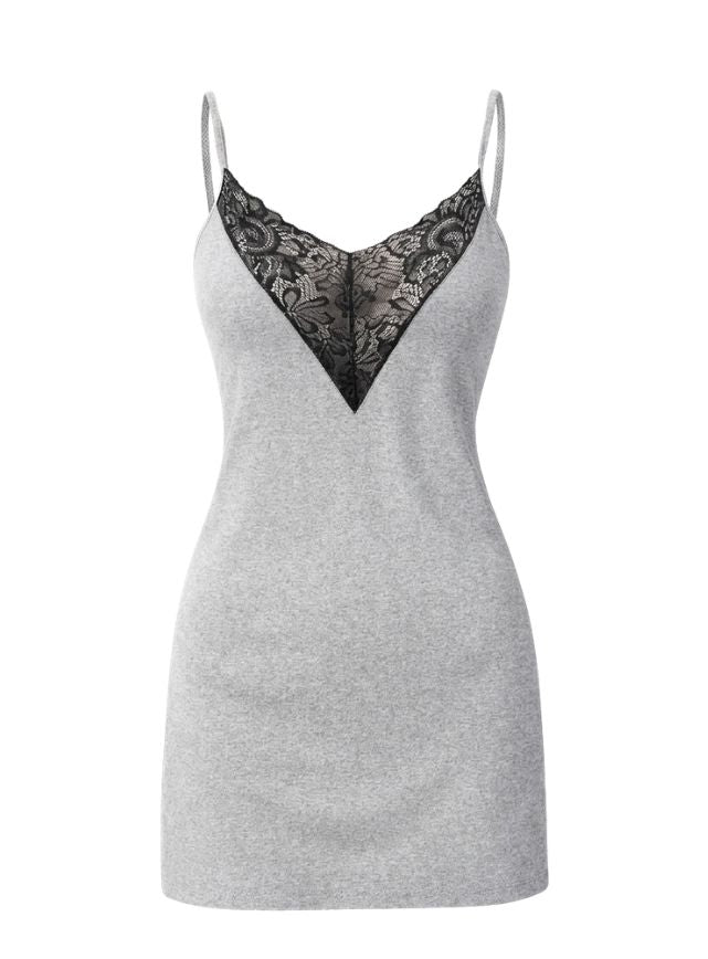 بيجامه بنطلون بحماله رفيعه مزود بازرار