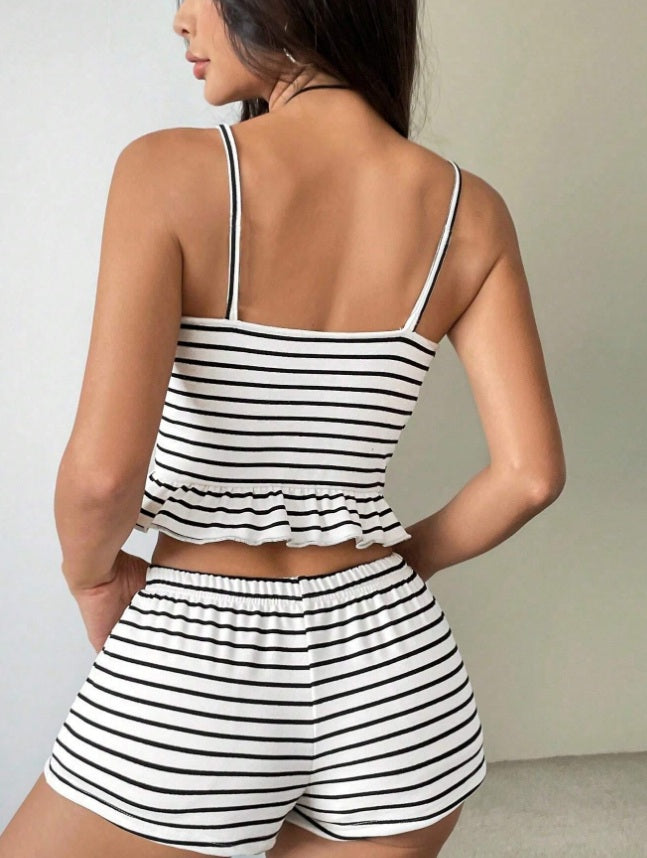 بيجامه شورت بقصه مميزه