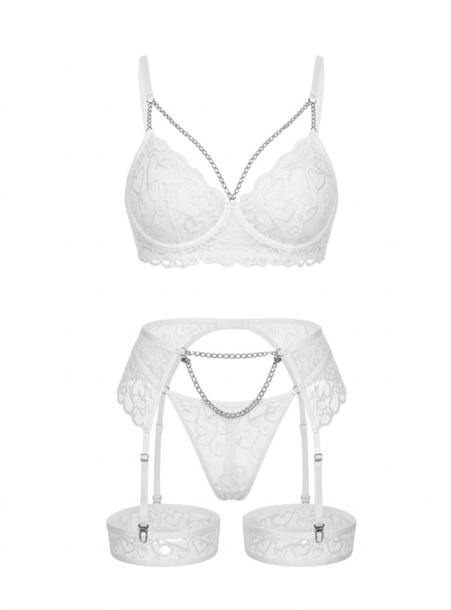 بيبي دول 3 قطع بقصه مختلفه