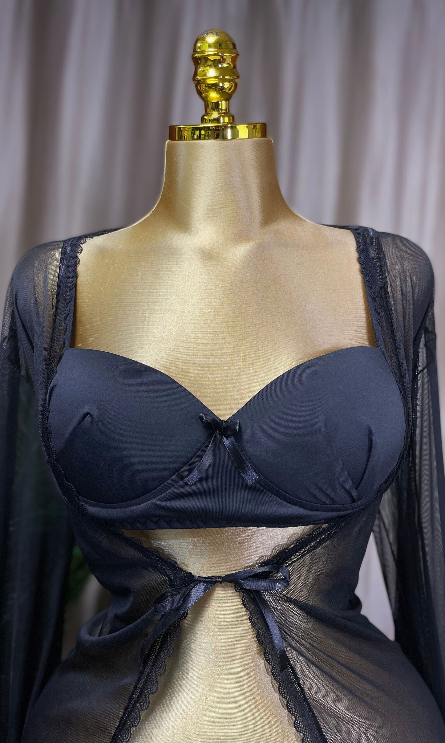 روب طويل شفاف مزود ب برا