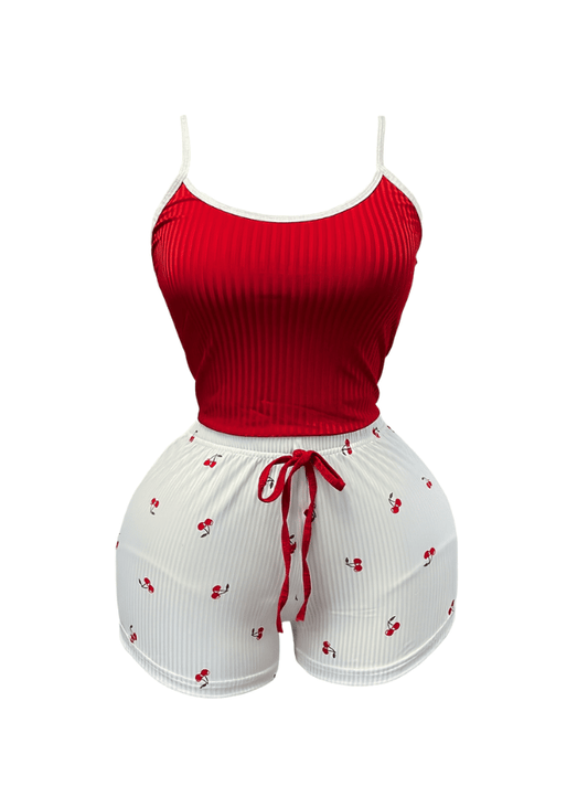 ببجامة شورت بطابعه الكريز