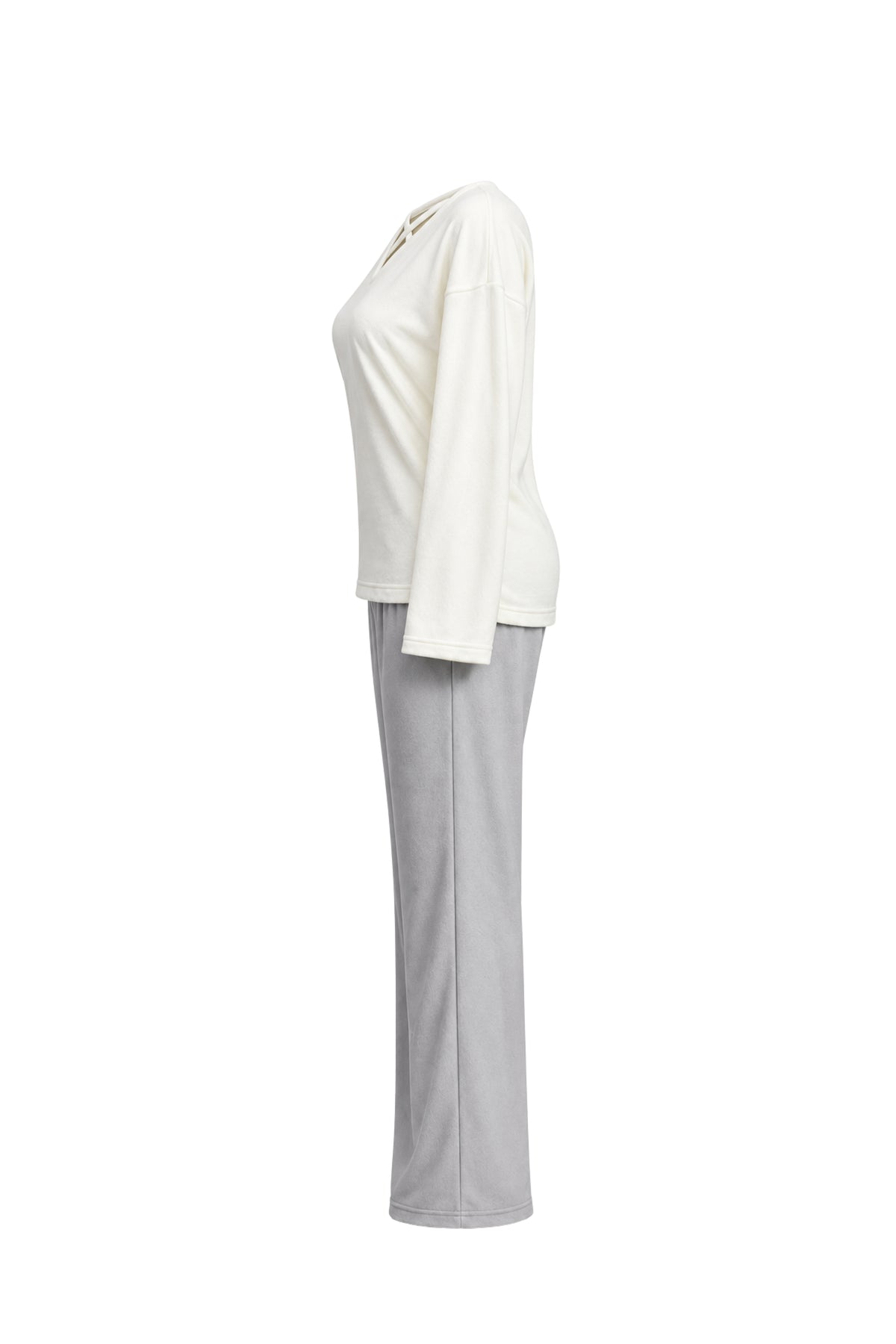 2-Piece Winter Pajama Set with Bust Detail