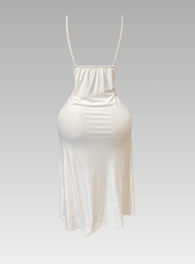 لانجيري طويل ابيض مزود بدانتيل