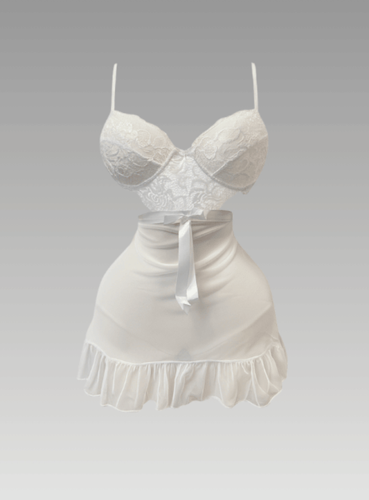 لانجيري مزود ب شريط ستان وقصه ضهر مميزه